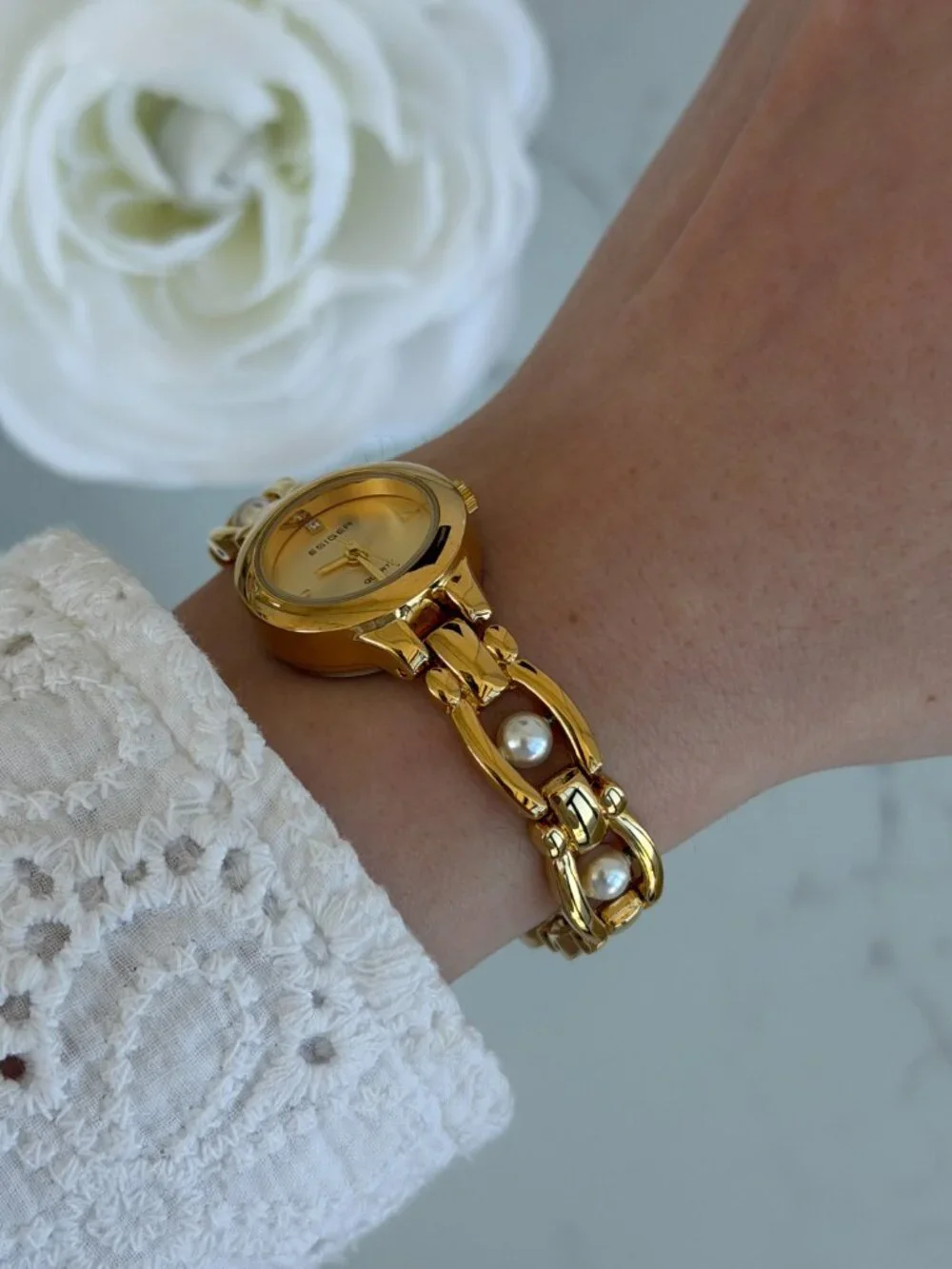 SKU0580 Retro Gold White Pearl Gemstones Women Watch‎ Bracelet Stainless steel